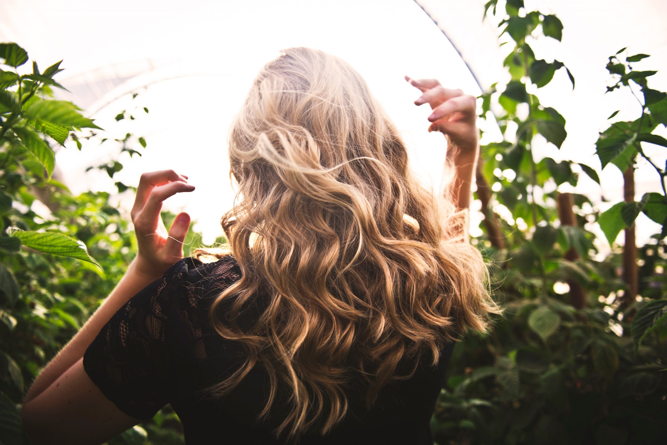 Chelatowanie włosów – jak to działa i co warto o tym wiedzieć?